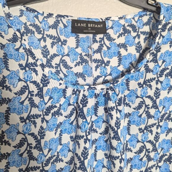 Lane Bryant Blue & White Lotus Floral Ruffle Flutter Short Sleeve Top 20W - Picture 4 of 5